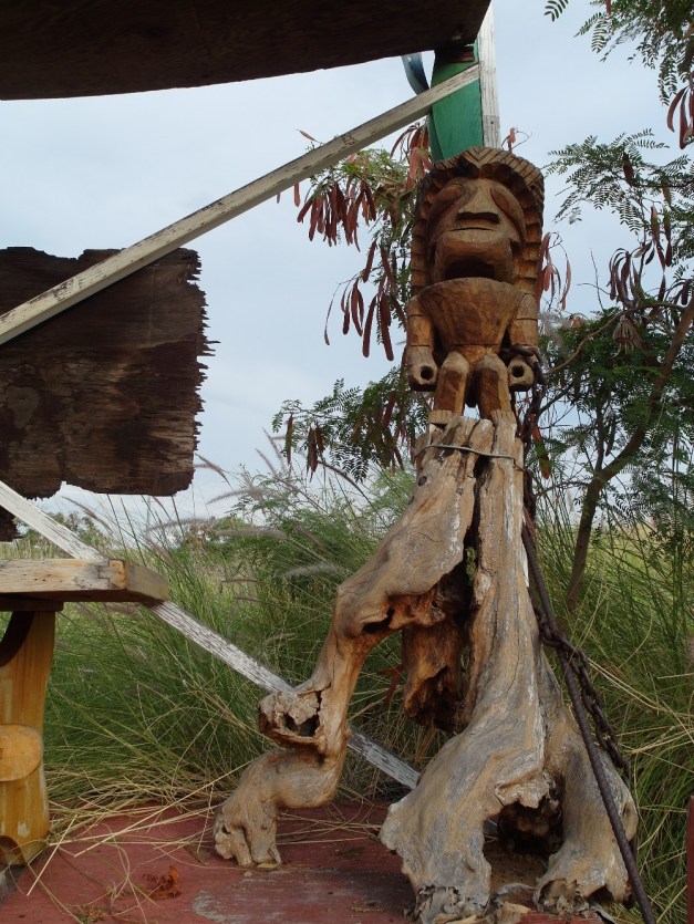 a-TO-WEB-ROADsideTIKI-5