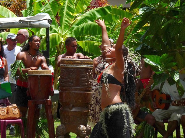 BirdDanceOfHakahau-21