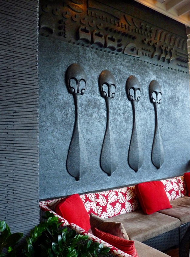 tiki-sheraton-rays-mural-4a