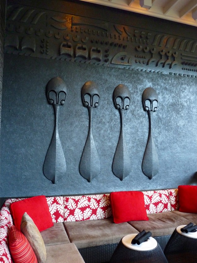 tiki-sheraton-rays-mural-5