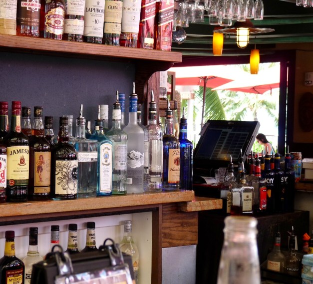 where'sjtiki'sgrill&amp;bar-3