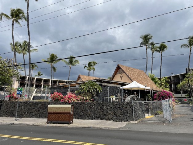 UNCLEbillysKonaHotel-3