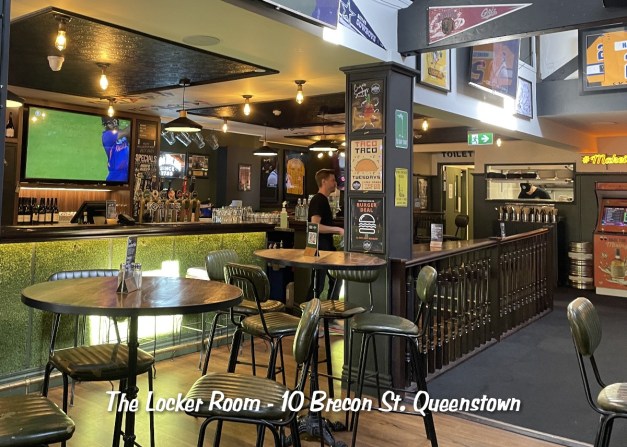 Where'sJerryQueensTown-3