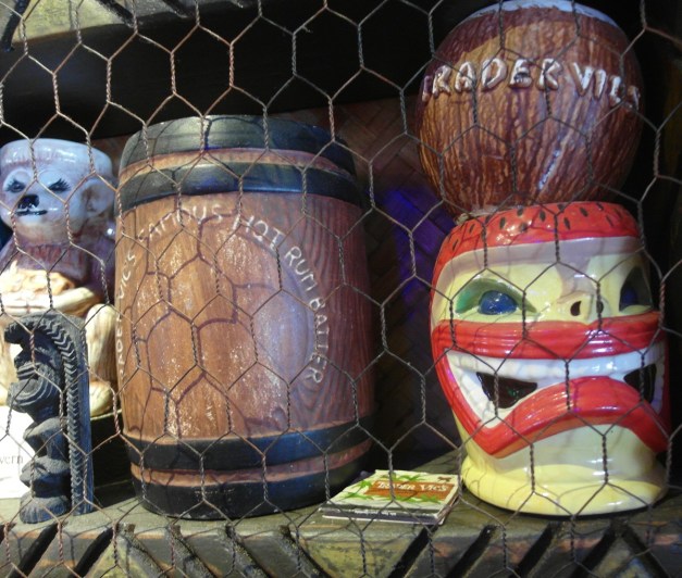 LamarianaMugsToJeep-1