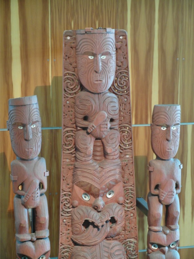 MOTWTePapaTongarewa-hab